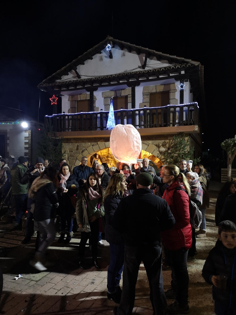 Setenta personas dan vida al belén de San Andrés de Soria