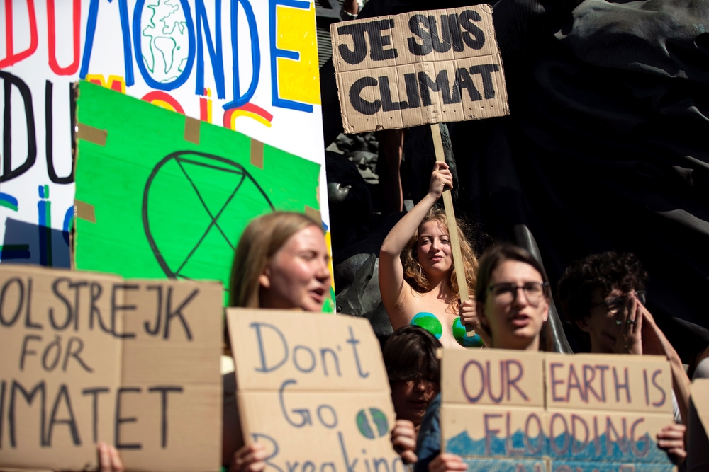 Global climate strike in Paris  / IAN LANGSDON