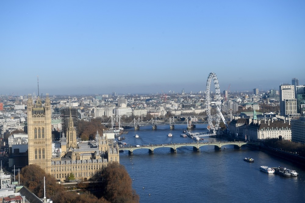 La Policía corta el puente de Londres por un tiroteo