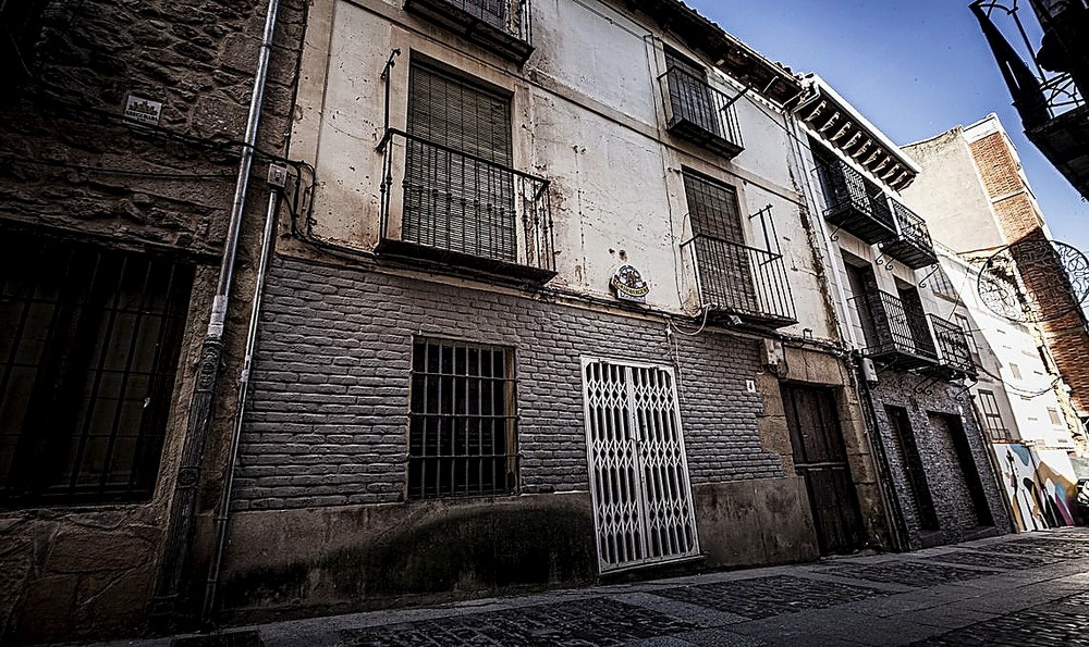 Urgen las intervenciones en edificios en estado de ruinas