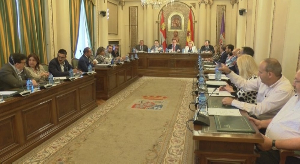 El PSOE no descarta presentar una moción de censura 