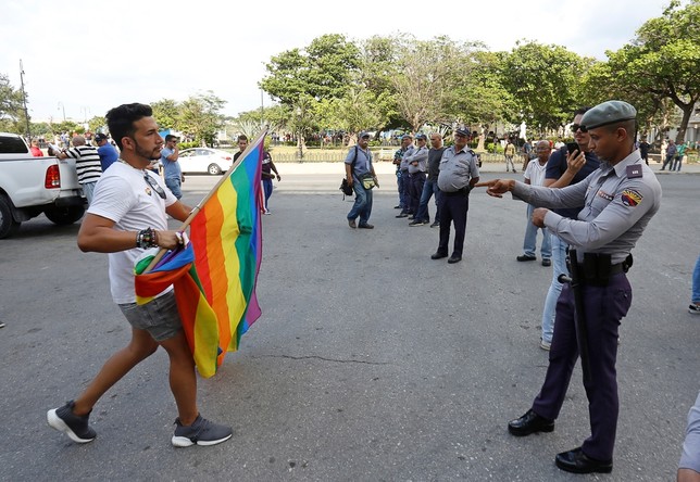 Enfrentamientos entre la Policía y activistas LGTBI en Cuba