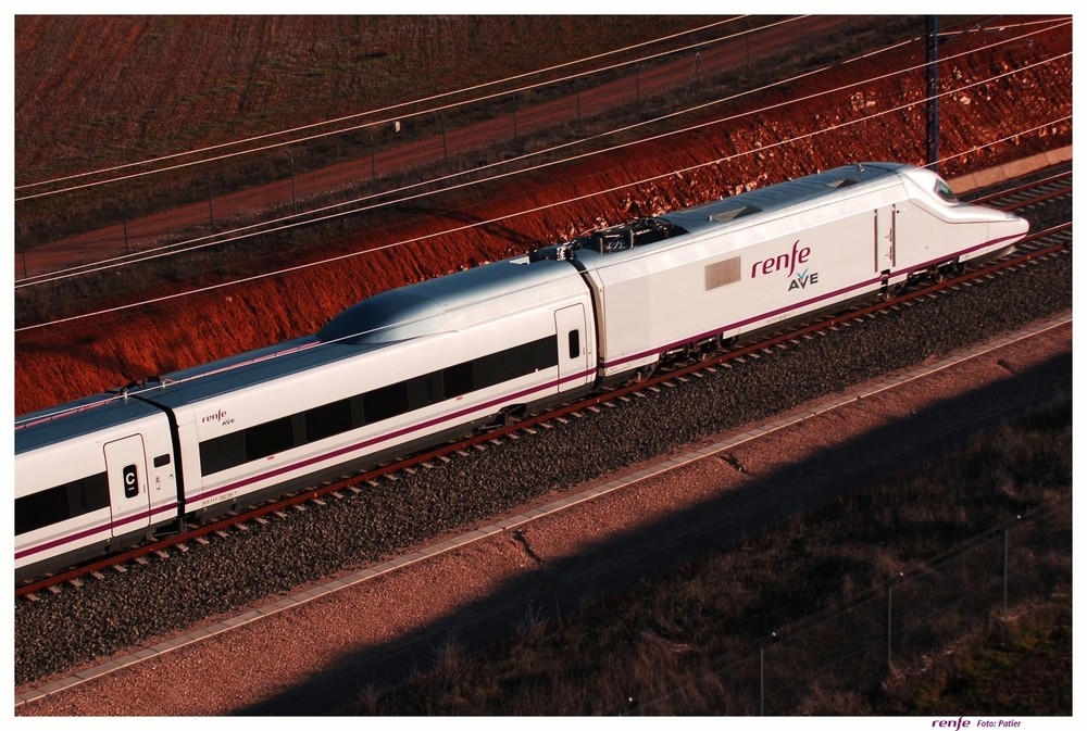 El AVE 'low cost' de Renfe empezará a vender billetes en 2020