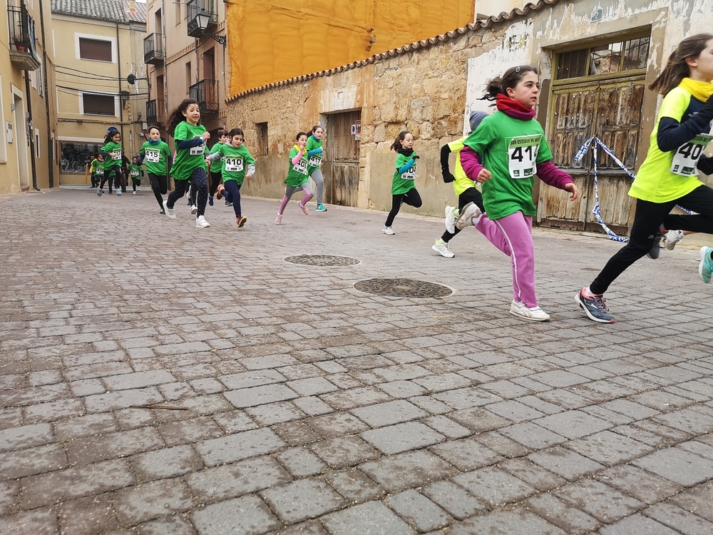 Más de 300 corredores en la Carrera de Reyes de San Esteban