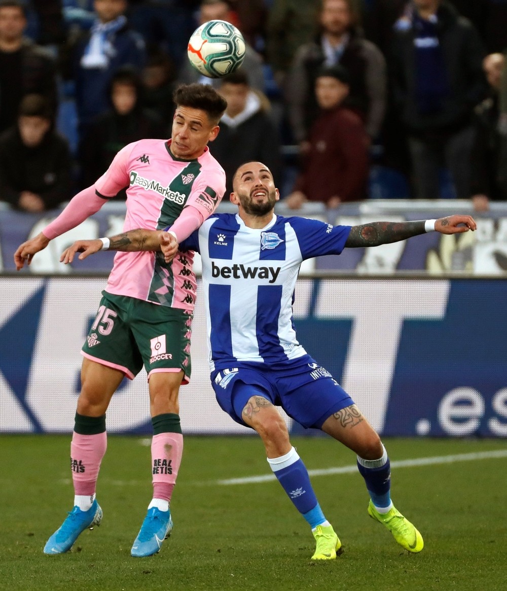 El Betis arranca un empate ante el Alavés
