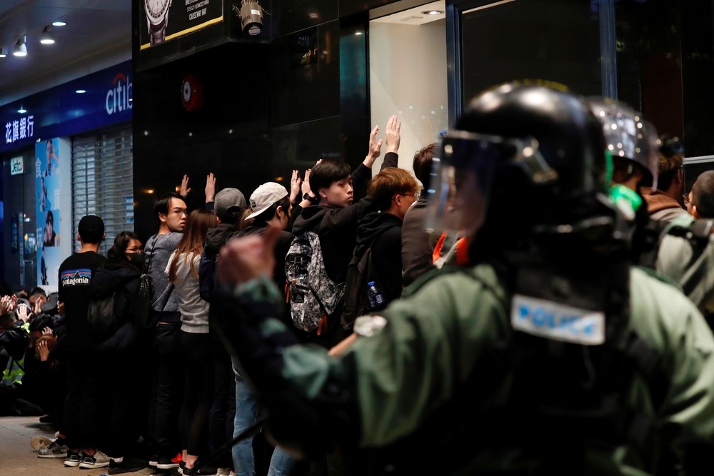 La tensión vuelve a Hong Kong durante la marcha de Año Nuevo