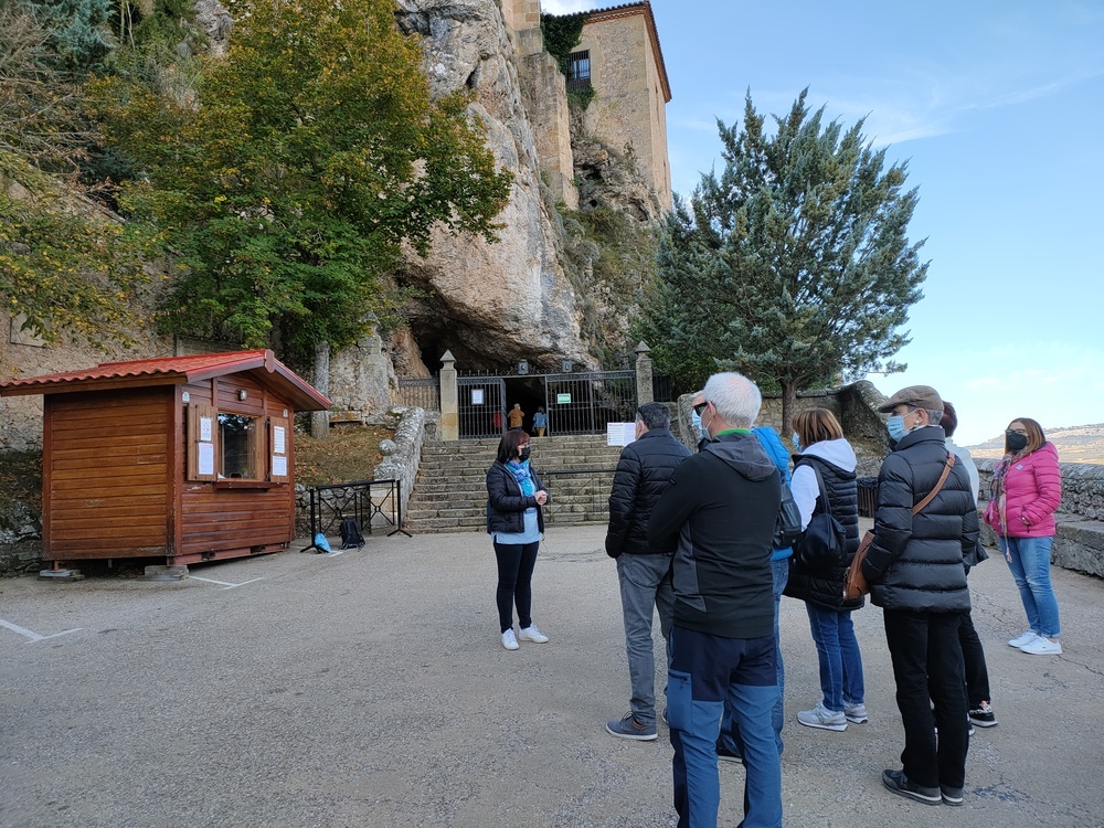 Visitas en la ermita de San Saturio