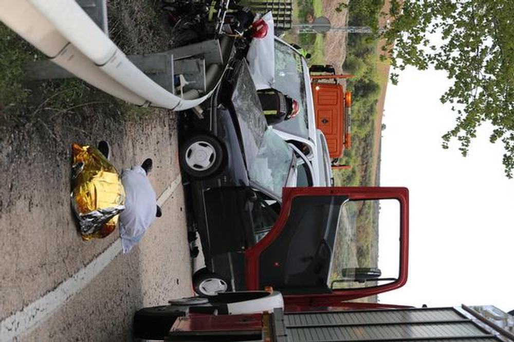 Dos jóvenes mueren en un accidente de tráfico en Almazán