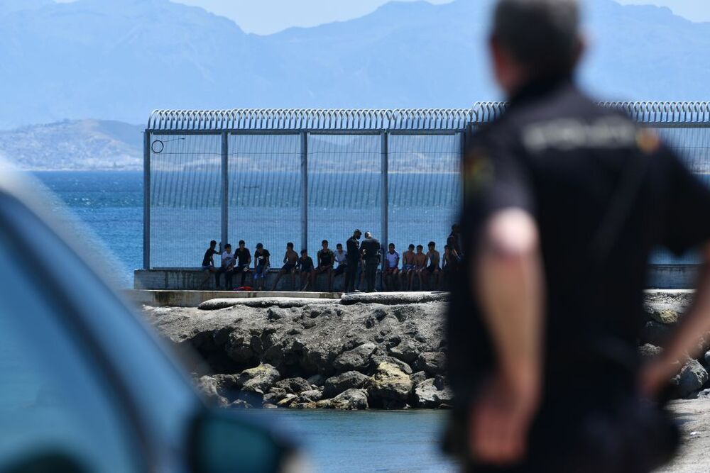 Más de 5.000 marroquíes entran irregularmente en Ceuta