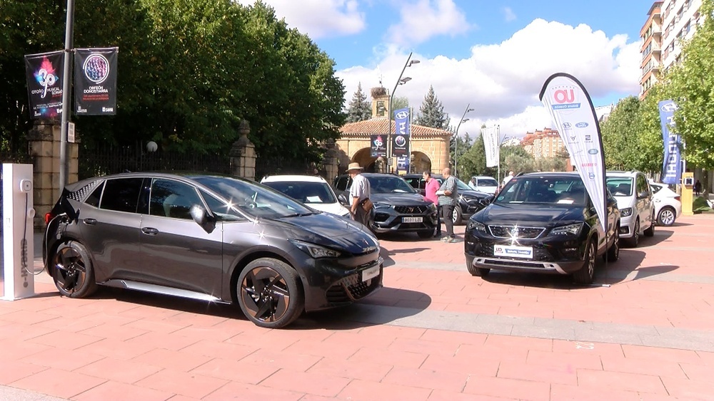 La Feria de Vehículos demanda ayudas para coches eléctricos
