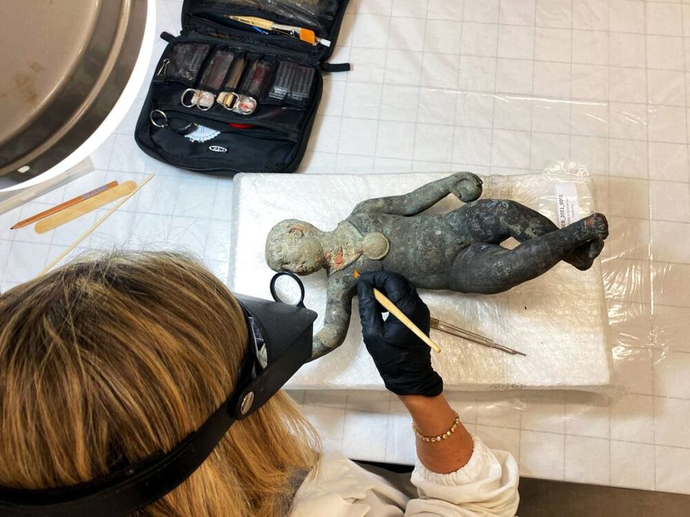 Bronze Statues Unearthed In Italy Could Transform Understanding Of Ancient Rome's Early Years  / LAPRESSE