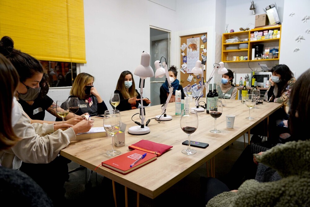Iniciativa Ladies, Wine and Desing en Valladolid celebrado en el coworking Vía Lab.