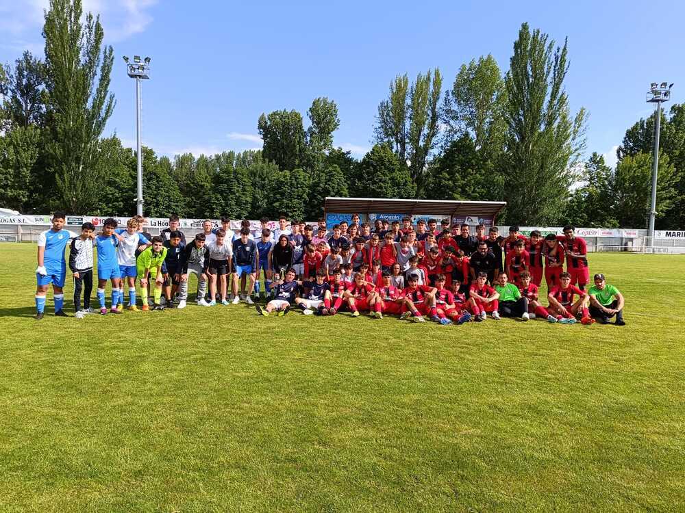 Madrid y Almazán unen lazos en torno al fútbol base