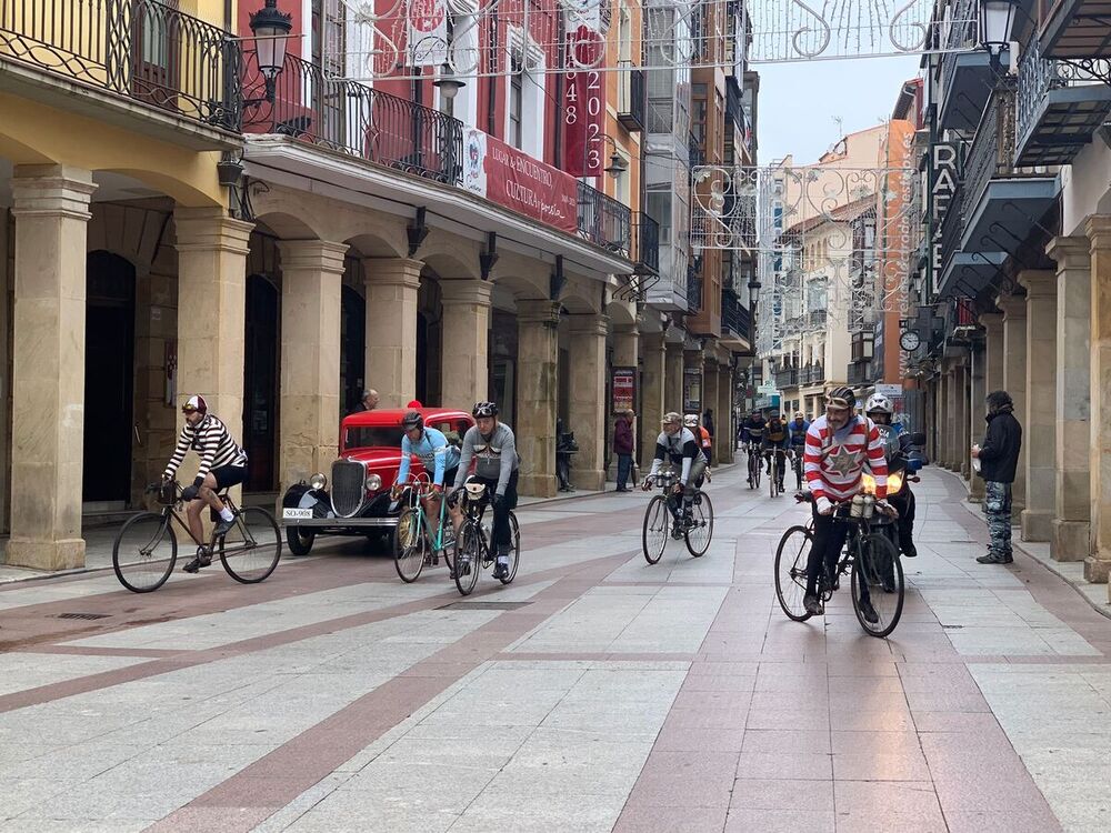 Numancia y Cartagena, unidas por una histórica marcha ciclista