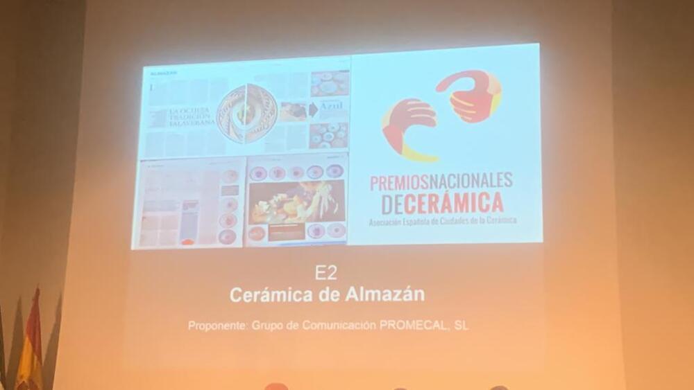 Ángel Martín, diploma en los premios nacionales de Cerámica