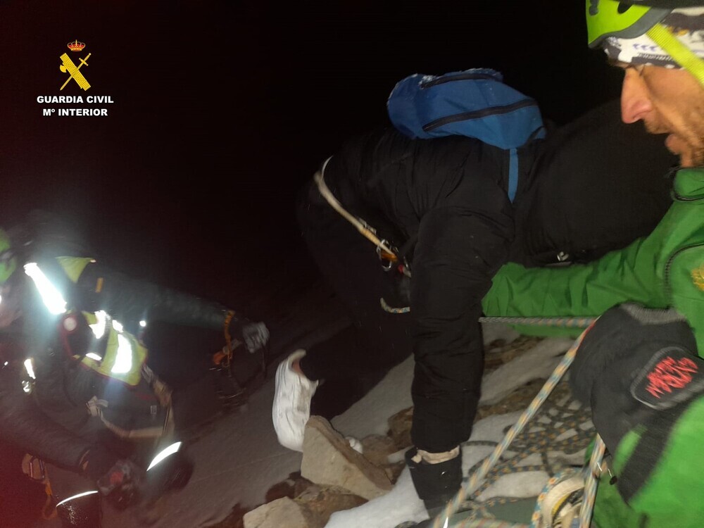 Dos heridos entre los 10 excursionistas rescatados en Moncayo
