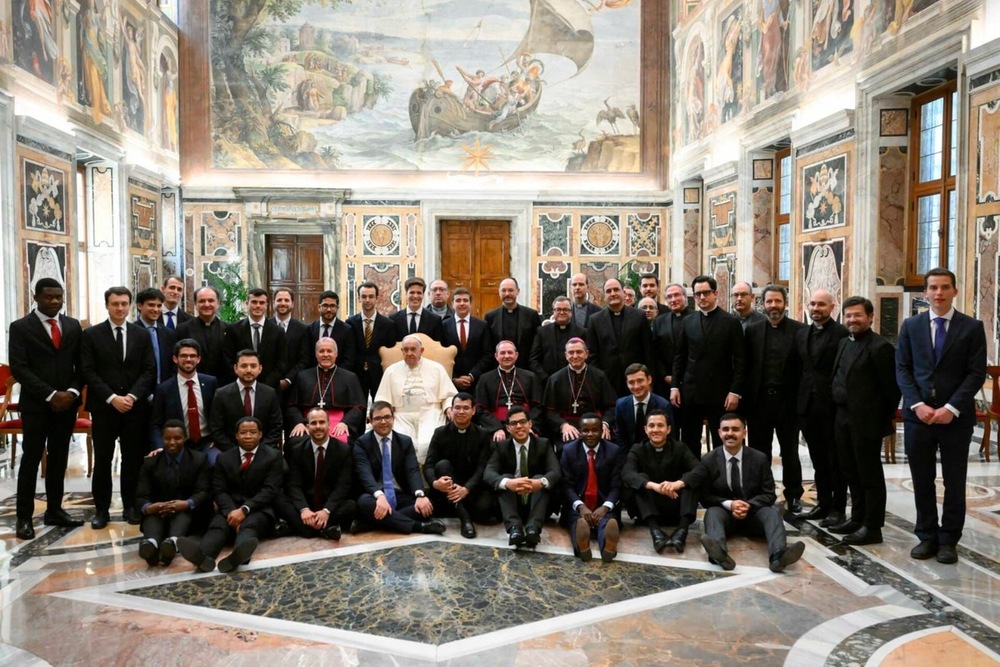 El Papa recibe a los seminaristas de Osma-Soria