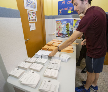 Más de 47.000 ciudadanos envían su voto por correo