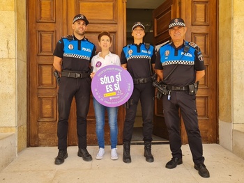 Disfruta de tus fiestas en igualdad, campaña en Almazán