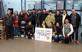 Escolapios recauda 1.200 euros para el Banco de Alimentos