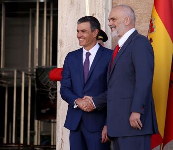 España y Albania exhiben sus diferencias sobre Kosovo