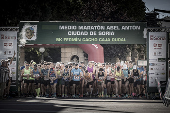 Fiesta del atletismo en Soria en la Media Maratón Abel Antón