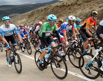 La Vuelta llega a Soria con final en la Laguna Negra
