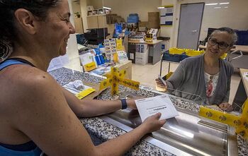 Castilla y León esquiva el atasco del voto por correo