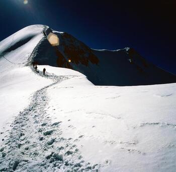 Tres esquiadores muertos en sendas avalanchas en Austria