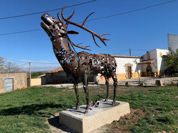 El Museo de Esculturas de Almarail incorpora 'El Venao'