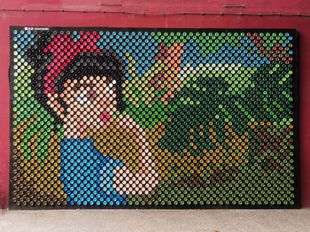 El Centro Cívico Bécquer exhibe un mural del 8M de #darlalata
