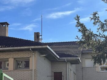 Reparado el boquete del tejado del colegio de Covaleda