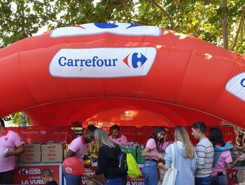 Carrefour llega a la Laguna Negra y Ólvega con La Vuelta