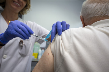 CyL incluye la vacunación del herpes zóster a los de 80 años