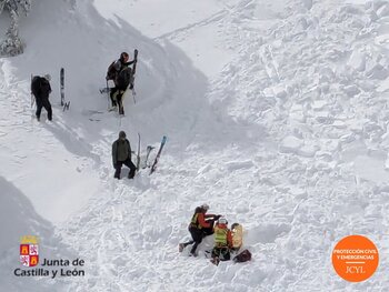 Una esquiadora resulta herida en una avalancha en Urbión