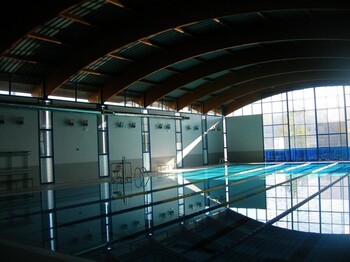 La piscina climatizada de El Burgo cierra su 20ª temporada