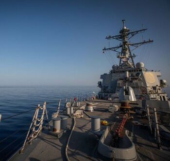 EEUU evita un ataque hutí contra un destructor en el mar Rojo