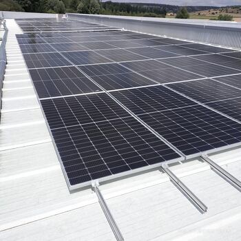 La Diputación instala placas solares en residencias y museos