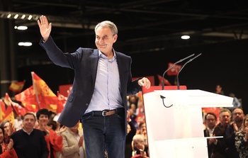 El PSOE confía su rearme en A Coruña a varias voces de CyL